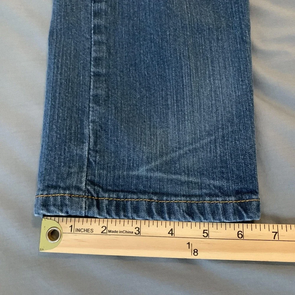 Levis 502 Jeans Mens Mid Rise 33x32 (35x30) Medium Blue Tapered‎ Stretch Denim